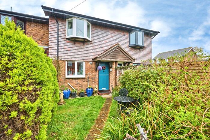 2 Bedroom Terraced House For Sale In Upton Road, Ryde, Isle Of Wight, PO33