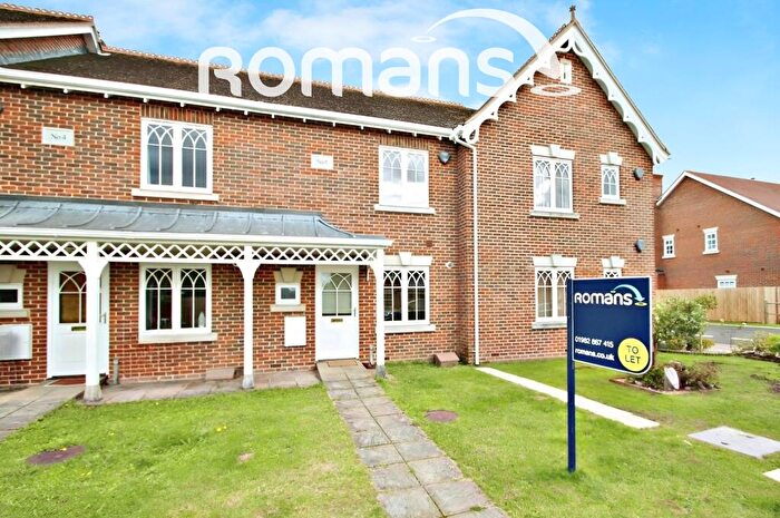 2 Bedroom Terraced House To Rent In Church Lane, SO21