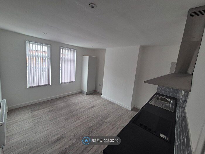 2 Bedroom Flat To Rent In Corporation Road, Darlington, DL3