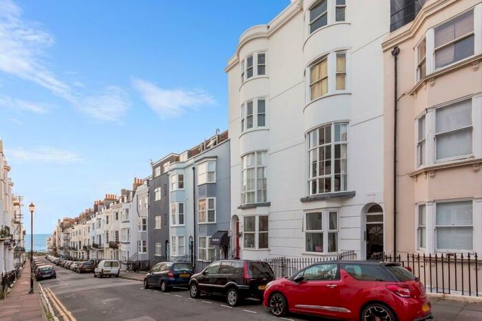 Studio To Rent In Devonshire Place, Brighton, BN2