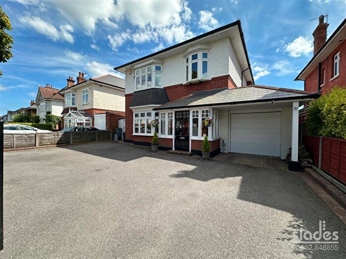 4 Bedroom Detached House To Rent In St. Lukes Road, Bournemouth, BH3