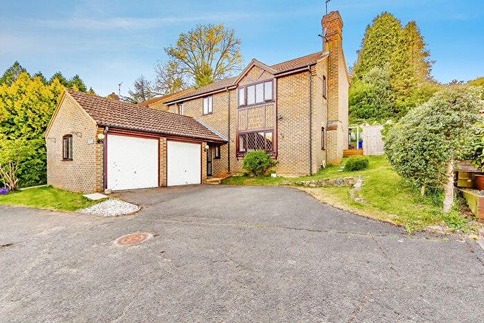 4 Bedroom Detached House For Sale In Abercorn Close, South Croydon, CR2