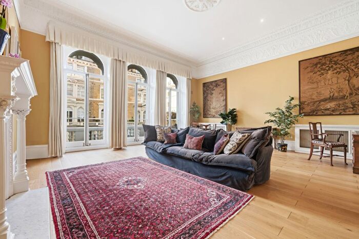 2 Bedroom Flat For Sale In Queens Gate Place, South Kensington, SW7