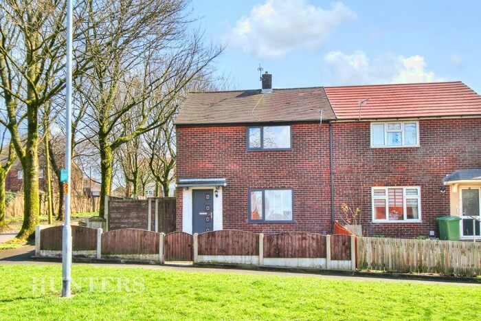 2 Bedroom Semi-Detached House To Rent In Littlemoor Lane, Oldham, OL4