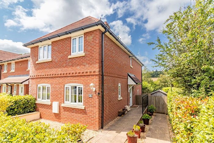 3 Bedroom End Of Terrace House To Rent In Copse View, Four Marks, Alton, Hampshire, GU34