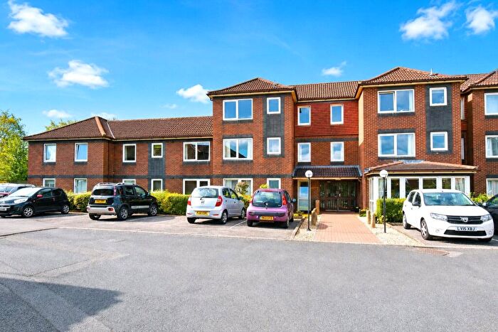 2 Bedroom Apartment For Sale In Arden Court, Northallerton, North Yorkshire, DL6