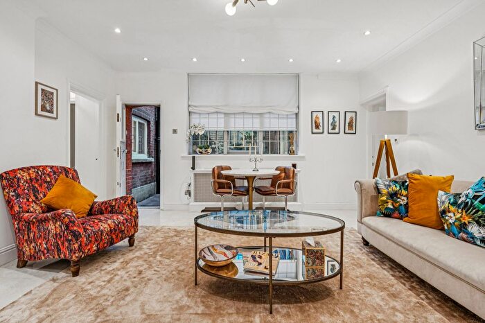 3 Bedroom Flat For Sale In Platan House, – Harrington Gardens, SW7