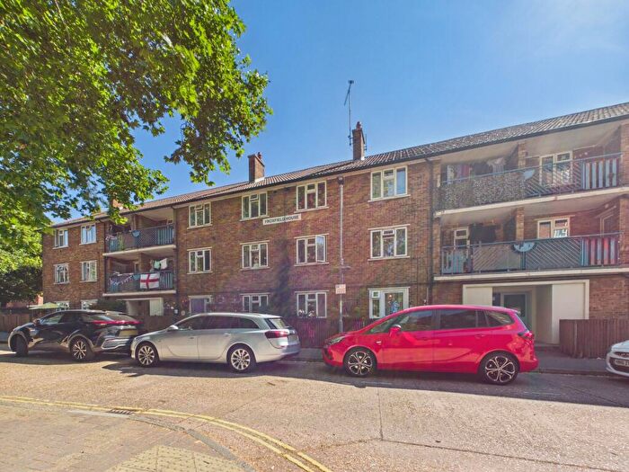 3 Bedroom Apartment To Rent In Froxfield House, Buriton Street, Portsmouth, Hampshire, PO1