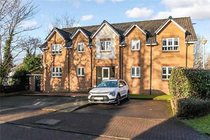 3 Bedroom Flat For Sale In Fraser Street, Cambuslang, Glasgow, South Lanarkshire, G72