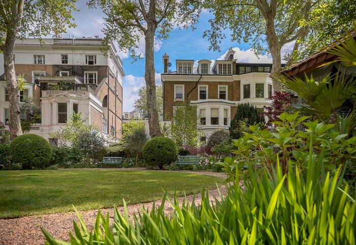 3 Bedroom Flat To Rent In Wetherby Gardens, South Kensington, Kensington, SW5