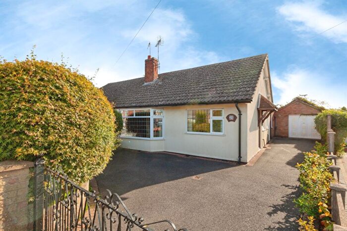 2 Bedroom Semi-Detached Bungalow For Sale In Durham Drive, Wigston, LE18