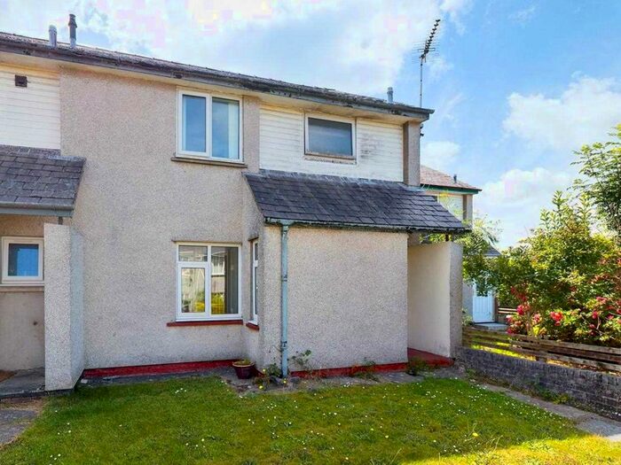 3 Bedroom Terraced House For Sale In Bryn Meurig, Llangefni, Isle Of Anglesey, LL77