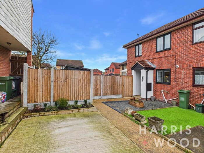 1 Bedroom End Of Terrace House For Sale In Pennyroyal Crescent, Witham, Essex, CM8