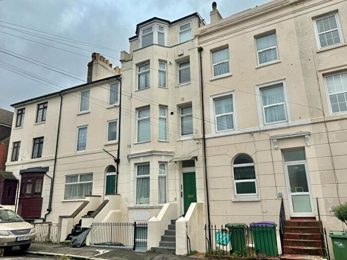 1 Bedroom Apartment For Sale In Harbour Way, Folkestone, Kent, CT20