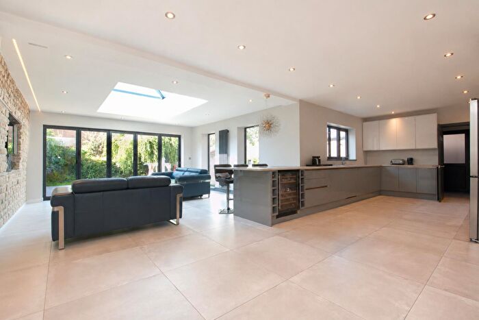 5 Bedroom Detached House To Rent In Webbs Home Close, Middleton, MK10