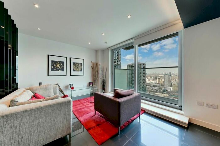 Studio To Rent In Pan Peninsula Square, Canary Wharf, London, E14