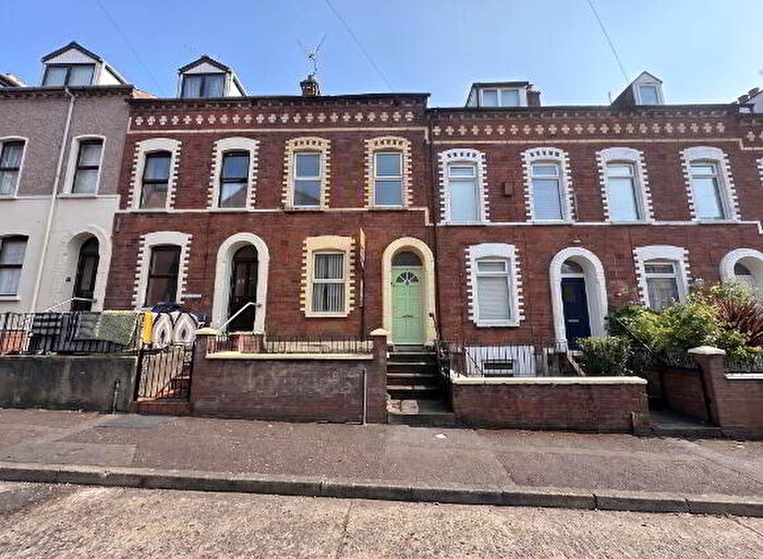 4 Bedroom Terrace House For Sale In Nansen Street, Belfast, BT12