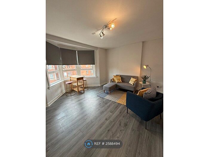 2 Bedroom Flat To Rent In Earl Street, Glasgow, G14