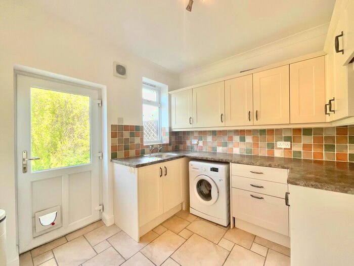 4 Bedroom Detached House For Sale In Chestnut Avenue, Shavington, CW2