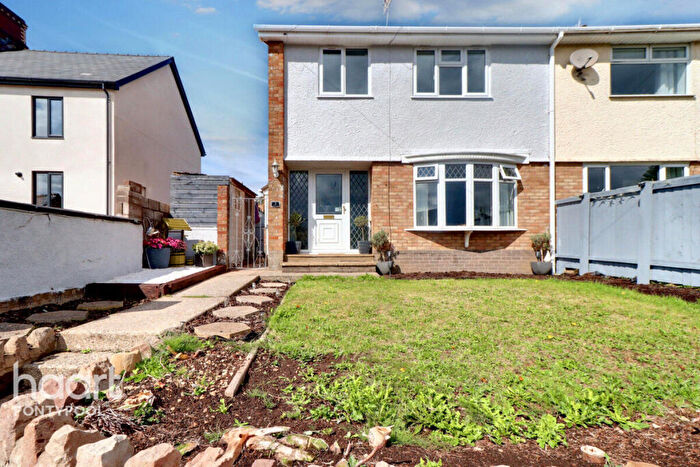 3 Bedroom Semi-Detached House For Sale In Brynhyfryd Close, Pontypool, NP4