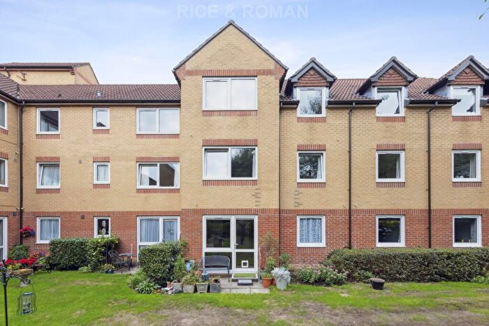 1 Bedroom Retirement Property For Sale In Badgers Court, Epsom, KT17