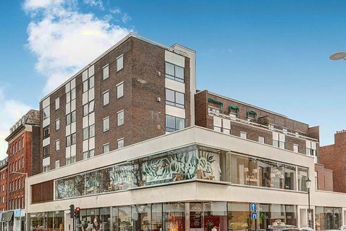 2 Bedroom Flat To Rent In Fulham Road, London, SW3