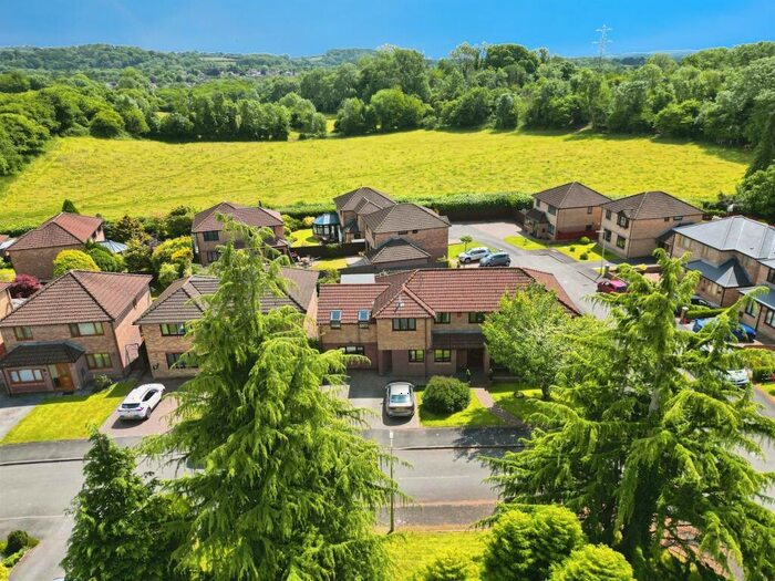 5 Bedroom Detached House For Sale In Glan Creigiau, Groesfaen, Pontyclun, CF72