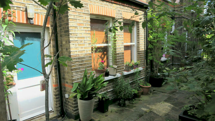 1 Bedroom Flat To Rent In Newlands Park, Sydenham, SE26