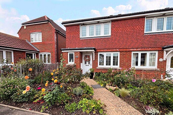 3 Bedroom End Of Terrace House For Sale In Langton Close, Lee-On-The-Solent, PO13