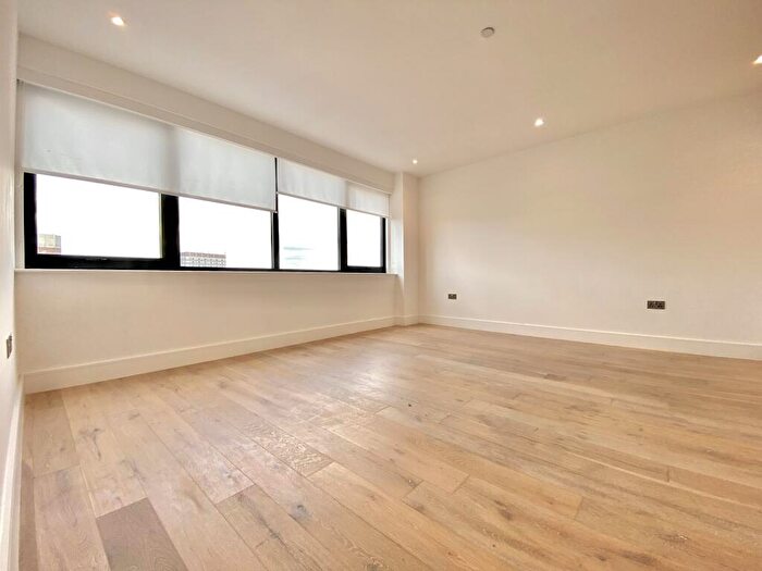 1 Bedroom Apartment To Rent In Romney Place, Maidstone, ME15