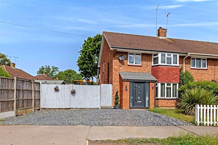 3 Bedroom End Of Terrace House For Sale In Claremont, Bricket Wood, St. Albans, AL2