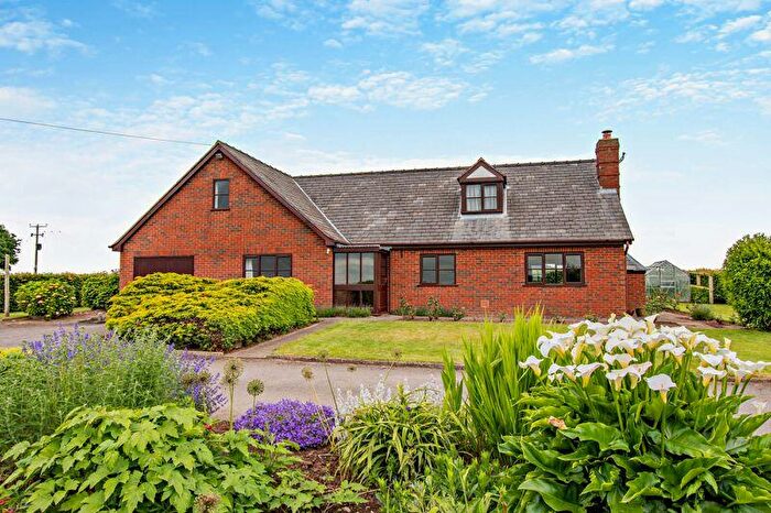 2 Bedroom Detached Bungalow For Sale In Utkinton, Nr Tarporley, CW6