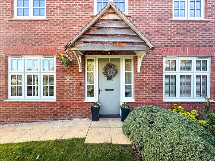 3 Bedroom Detached House For Sale In Rawson Drive, Wigston, Leicestershire, LE18