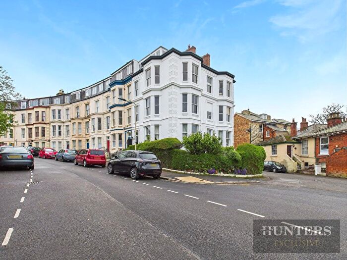 5 Bedroom Town House For Sale In Crown Crescent, Scarborough, YO11