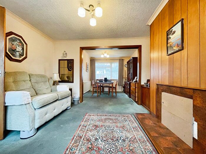 3 Bedroom End Of Terrace House For Sale In New Cheltenham Road, Kingswood, Bristol, South Gloucestershire, BS15