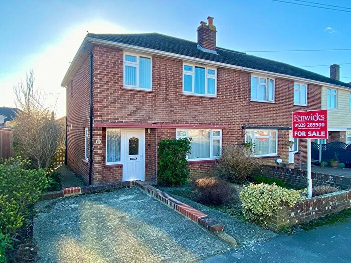 3 Bedroom End Of Terrace House For Sale In Oak Road, Fareham, PO15