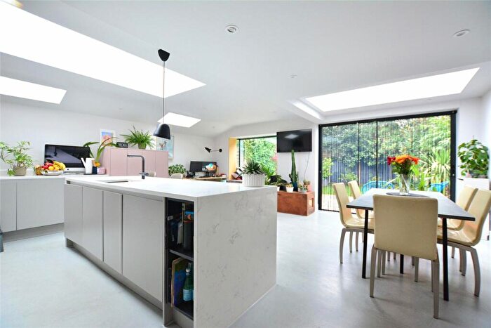 3 Bedroom End Of Terrace House To Rent In Brightfield Road, London, SE12