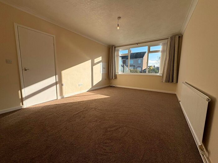 2 Bedroom Bungalow To Rent In Cedar Road, Balby, DN4