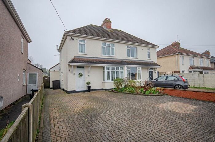3 Bedroom Semi Detached House For Sale In Spring Hill, Kingswood, Bristol, BS15