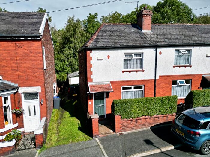 2 Bedroom End Of Terrace House For Sale In Gower Road, Gee Cross, Hyde, Greater Manchester, SK14