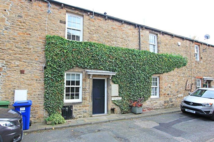 1 Bedroom Terraced House For Sale In Back O The Beck, Skipton, BD23