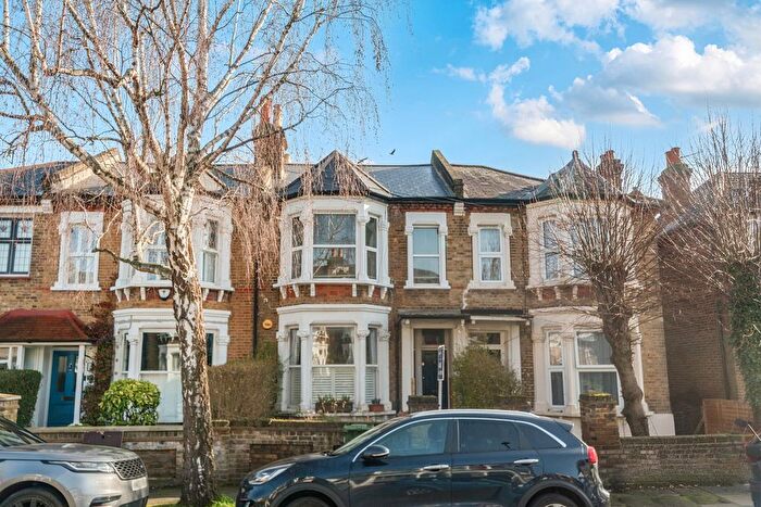 2 Bedroom Flat For Sale In Elsinore Road, London, SE23