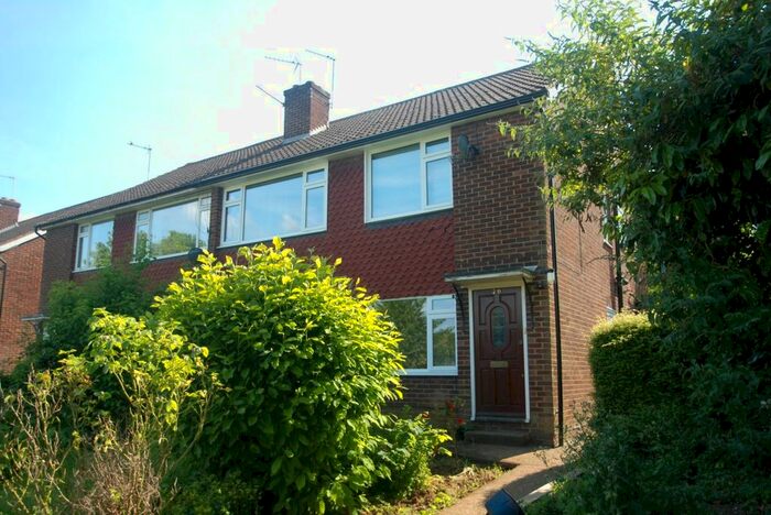 2 Bedroom Maisonette To Rent In Moor Lane, Staines, TW18