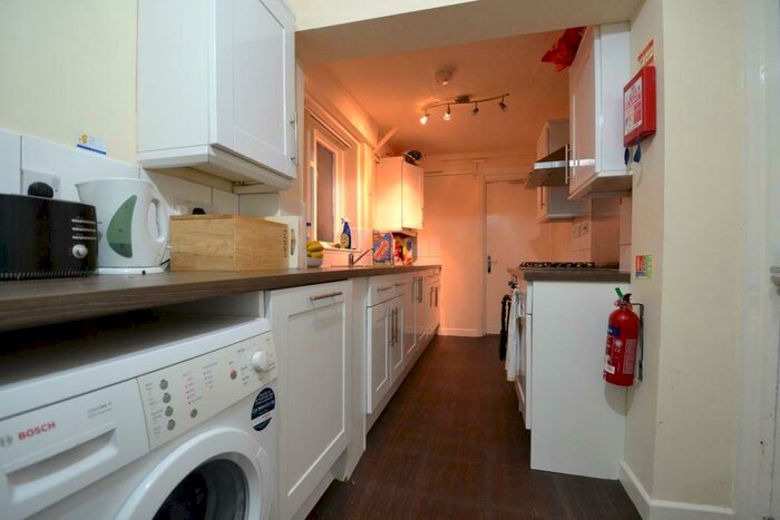 5 Bedroom Terraced House To Rent In Milner Road, Selly Oak, B29