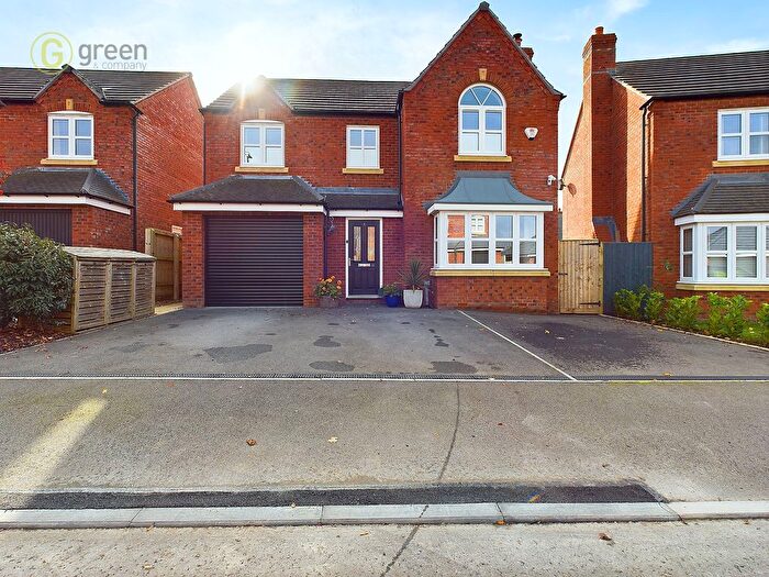 4 Bedroom Detached House For Sale In Wulfric Avenue, Austrey, Warwickshire, CV9