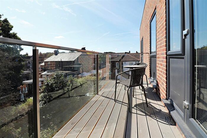 2 Bedroom Flat To Rent In Welling High Street, Welling, DA16