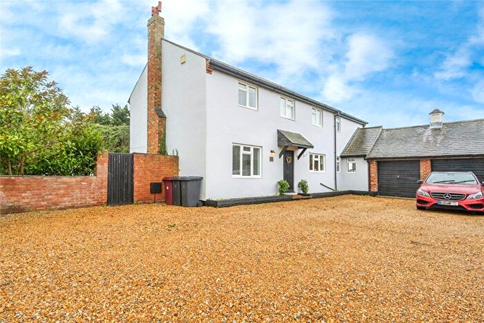 5 Bedroom Detached House For Sale In Birdham Road, Chichester, West Sussex, PO20