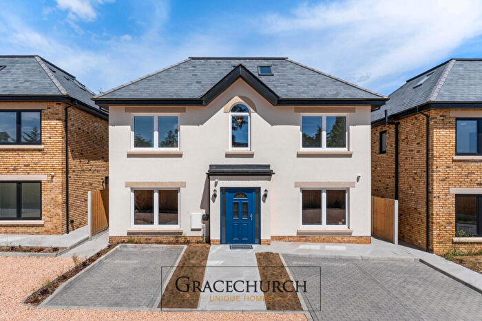 5 Bedroom Detached House For Sale In Oak Gate, Goffs Oak, EN7