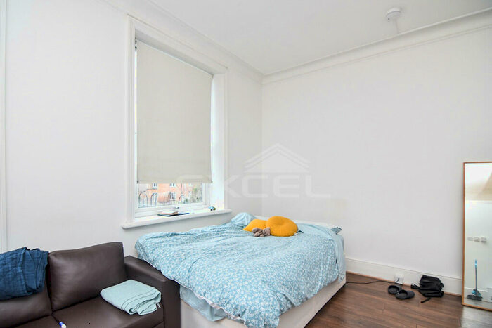 Studio To Rent In Staverton Road, Willesden Green, London, NW2