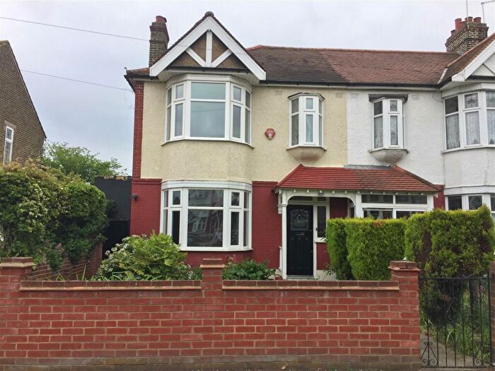 3 Bedroom Semi-Detached House To Rent In St Barnabas Road, Woodford Green, IG8